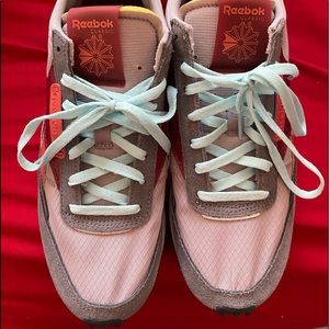 Brand New Never worn Ladies Reeboks